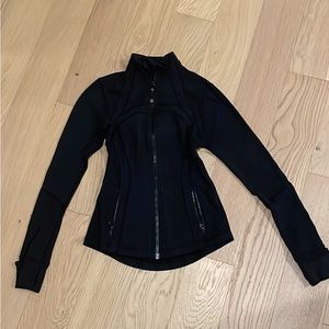 Black size 4 Lululemon define jacket